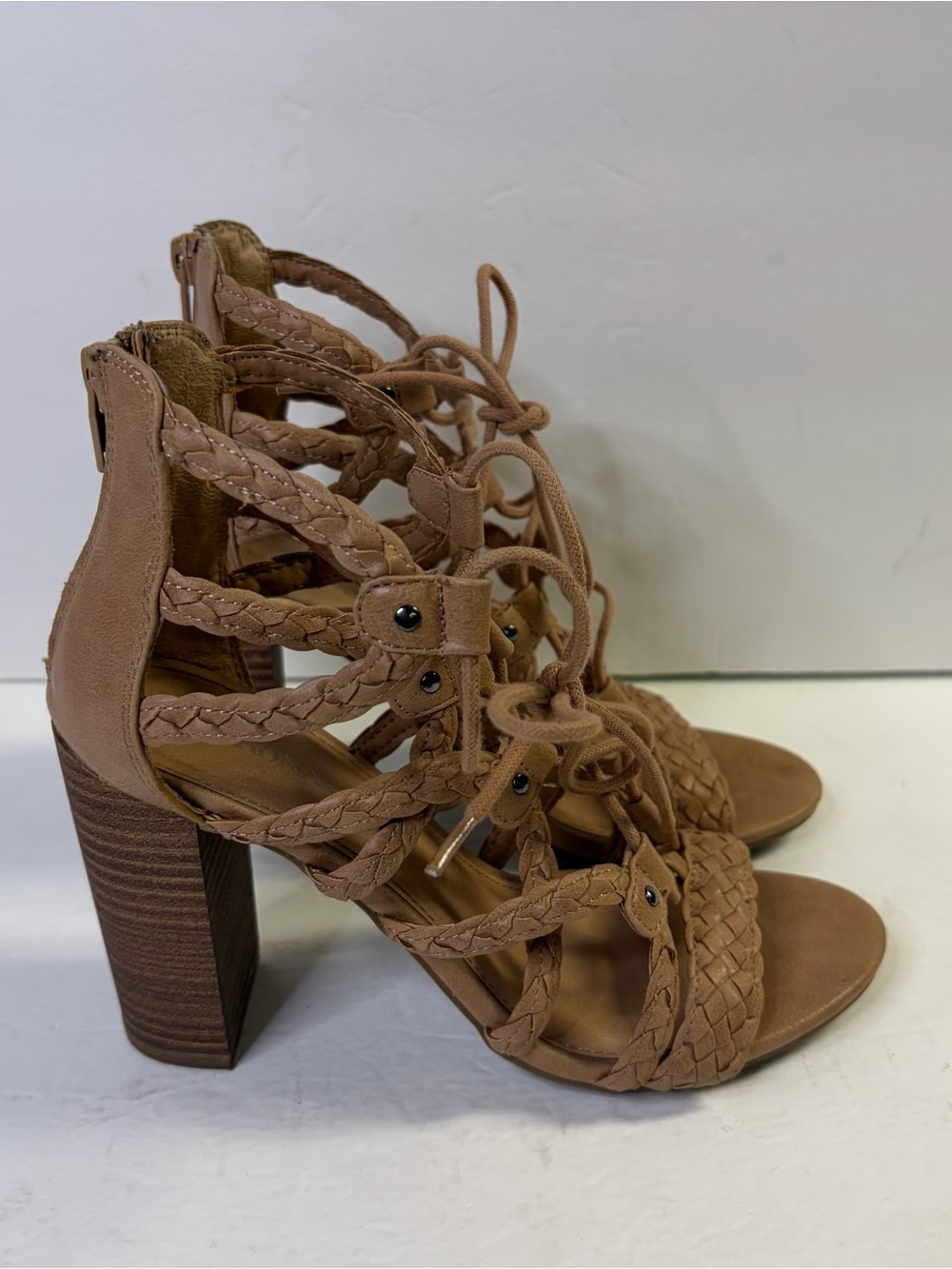 Merona Womens Kolbi Lace Up Braided Taupe Tan Beige Sandal Chunky Block Heel 7